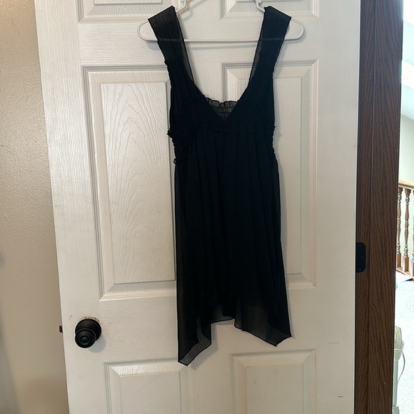 Women’s black tank top - Picture 6 of 7